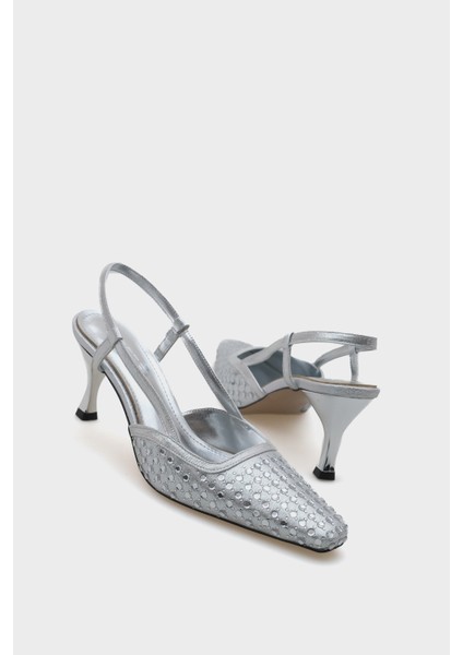 Arkası Açık Küt Burunlu Taşlı Orta Topuklu Kadın Ayakkabı