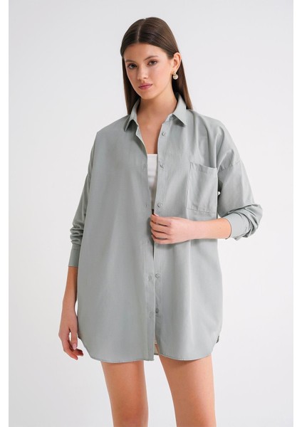 4053 Kadın Tek Cepli Oversize Basic Gömlek Mint modelleri