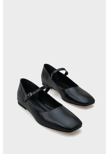 Küt Burunlu Bantlı Marj Jane Kadın Babet