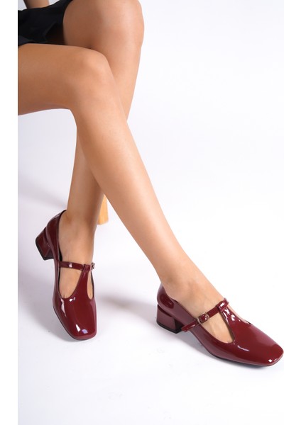 Küt Burunlu T Bantlı Alçak Topuk Mary Jane Kadın Ayakkabı