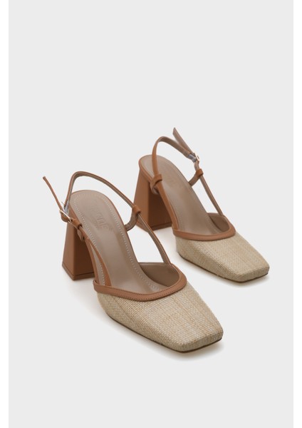 Arkası Açık Küt Burunlu Kalın Topuklu Hasır Kadın Ayakkabı