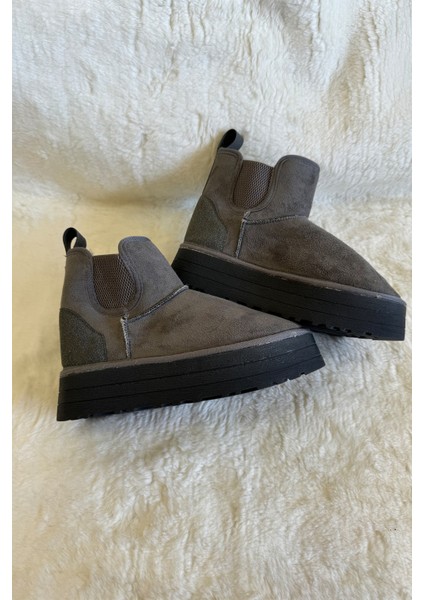 Kadın Kalın Taban Lastikli Süet Bot & Bootie indirimleri