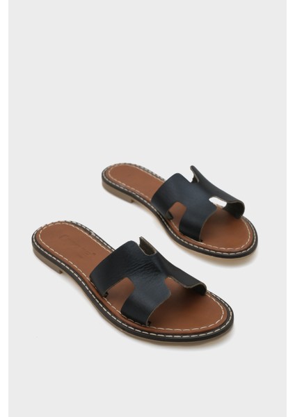 Kadın Deri H Bantlı Terlik Düz Topuklu Rahat Kullanım İçin Tasarlandı modelleri