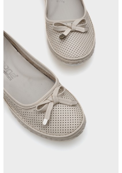 Breeze Saraçlı Lazerli Deri Kadın Babet