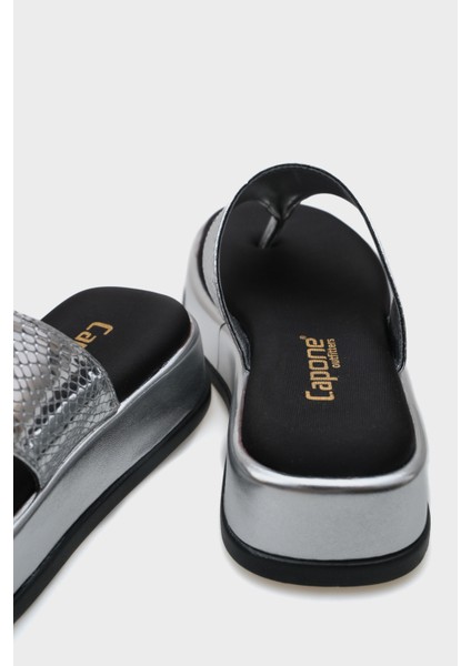 Dolgu Topuklu Taşlı Parmak Arasıı Kadın Terlik