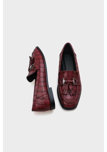 Metal Tokalı Püsküllü Kadın Loafer Ayakkabı