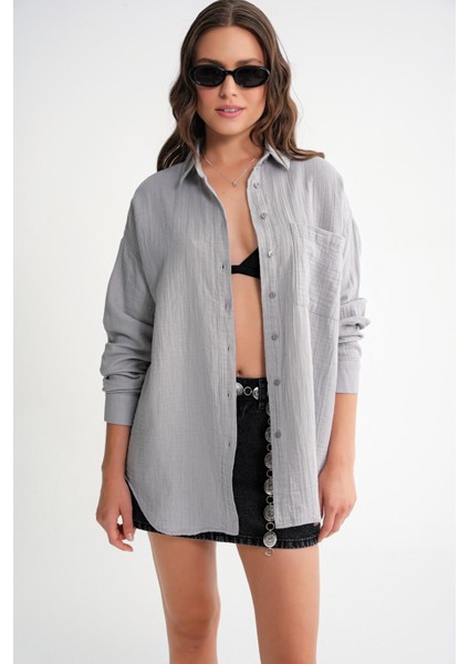 3833 Kadın Oversize Cepli Müslin Gömlek Gri