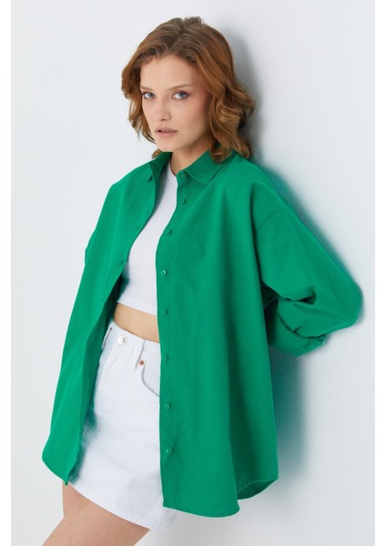 4621 Kadın Arkası Pileli Basic Gömlek Yeşil