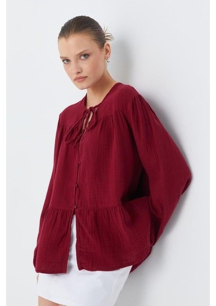 4563 Kadın Yakası Bağlamalı Kolu Lastikli Bol Müslin Gömlek Bordo modelleri