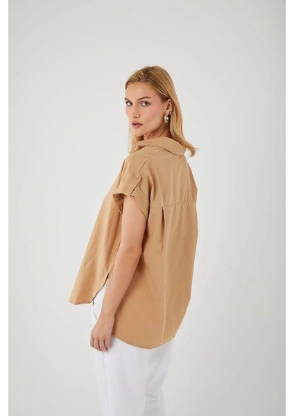 3967 Kadın Apoletli Kısa Kol Oversize Gömlek Vizon modelleri