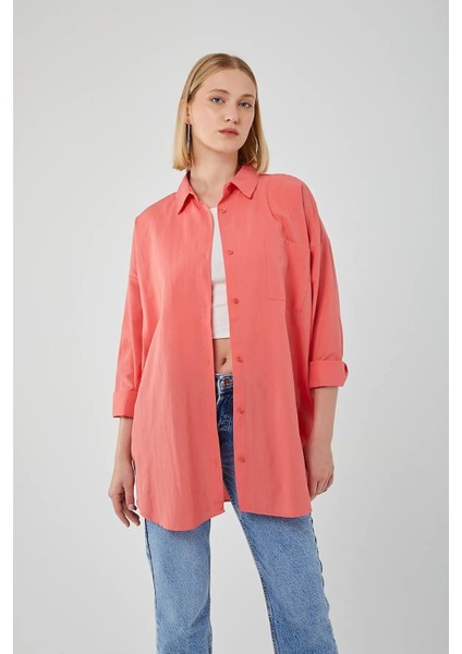 4053 Kadın Tek Cepli Oversize Basic Gömlek Nar