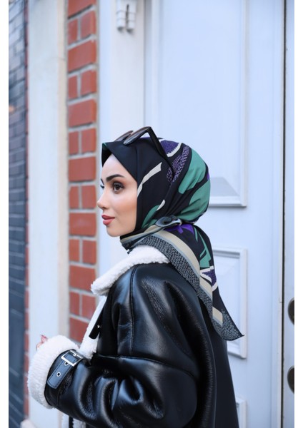 Yaprak Desenli Eşarp Siyah