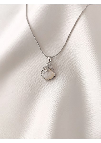 Kadın Çelik Deniz Yıldızı Detaylı Istiridye Model Kolye fiyatları