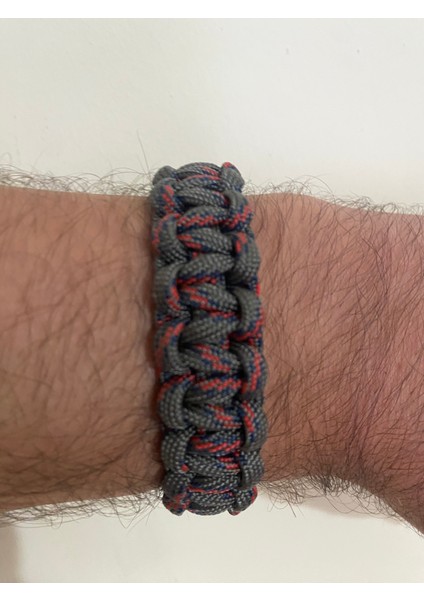 Yeşil Kırmızı Lacivert Paracord Bileklik fırsatları