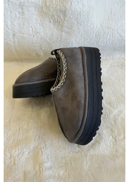 Kadın Süet Yünlü Şerit Detay Ev Terliği indirimleri