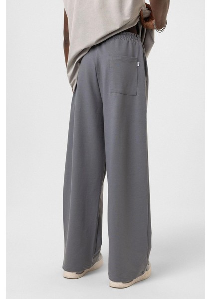 Dikiş Detaylı Oversize Eşofman Alt Füme fırsatları