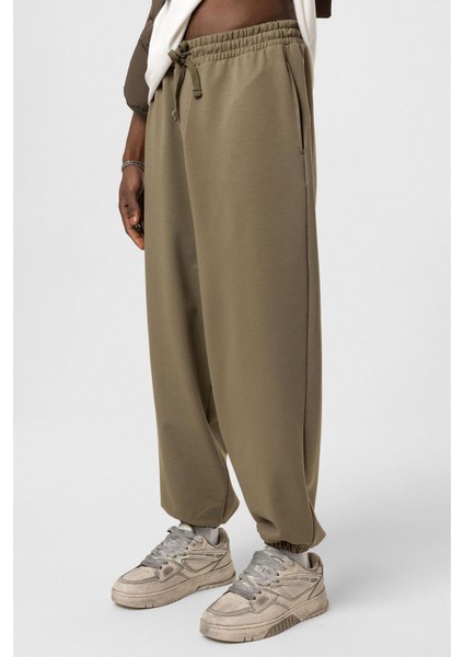 Basıc Paça Lastikli Oversize Eşofman Alt Haki modelleri