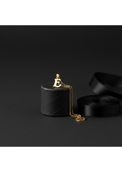 14 Ayar Altın Kolye Ucu Harf E GM2891 0.5 gr modelleri