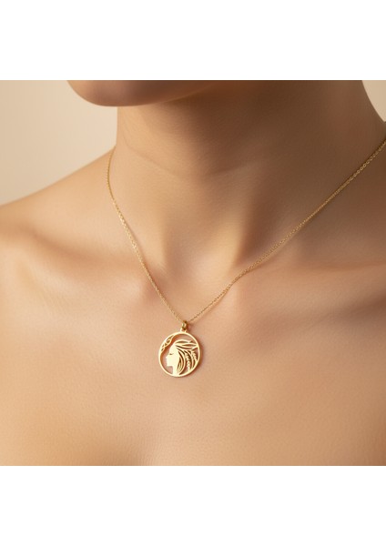 Tabitela 8 Ayar Altın Kolye Ucu Kız GM1099 1 gr