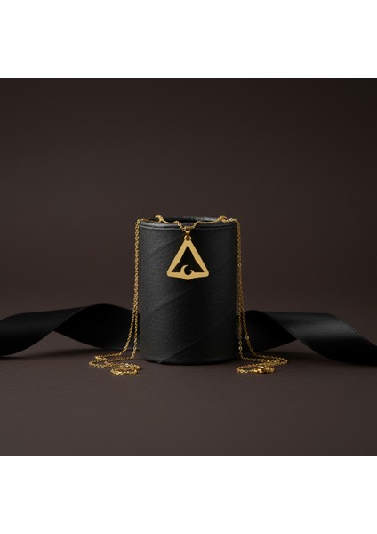 14 Ayar Altın Kolye Ucu Üçgen GM3616 1 gr modelleri