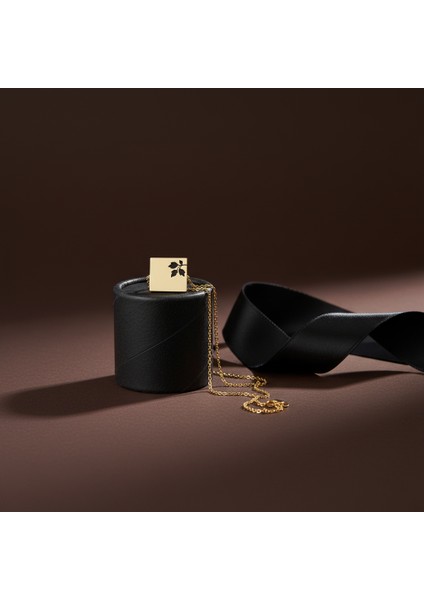 Tabitela 8 Ayar Altın Kolye Ucu Yaprak GM1186 1 gr modelleri