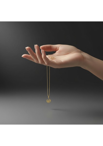 8 Ayar Altın Kolye Ucu Tanrıça Isis GM4334 1 gr fiyatları