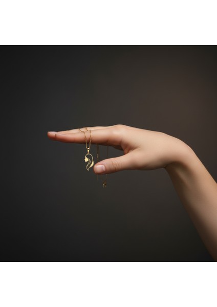 8 Ayar Altın Kolye Ucu Kız GM3750 1 gr fiyatları