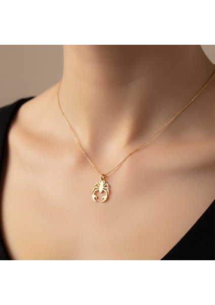 8 Ayar Altın Kolye Ucu Akrep GM7968 0.5 gr