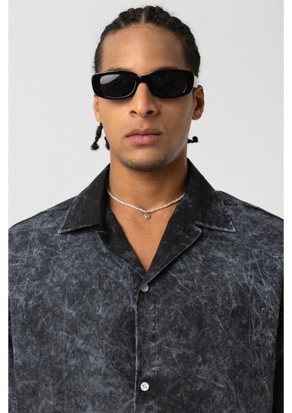 Yıkamalı Yazı Baskılı Oversize Kısa Kol Gömlek Siyah fırsatları