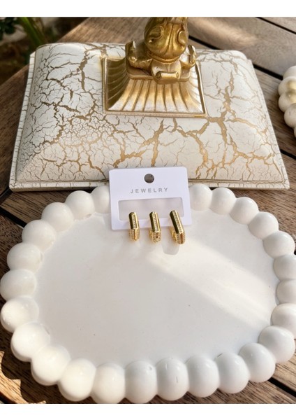 Zirkon TAŞLI14K Altın Renk Kararmaz Çelik Küpe – Işıltılı Modern Tasarım 1 Çift fırsatları