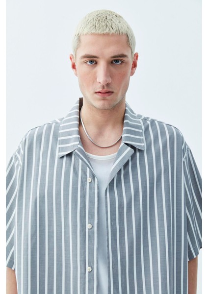 Çizgili Oversize Kısa Kol Gömlek Antrasit fırsatları