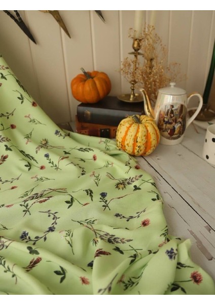 Pamuk Viskon Dökümlü Kumaş Zarif Çiçek Desenlidir Yeşil Zemin Rengindedir Dökümlüdür modelleri