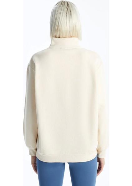 Xsıde Bej Dik Yaka Nakışlı Oversize Kadın Kalın Sweatshirt fırsatları