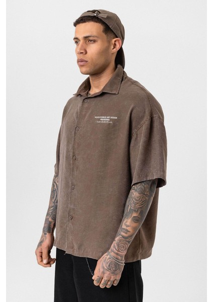 Yıkamalı Oversize Kısa Kol Baskılı Tensel Gömlek Kahve fırsatları