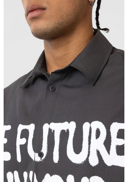 Ön Baskılı %100 Pamuk Poplin Oversize Gömlek Füme fırsatları