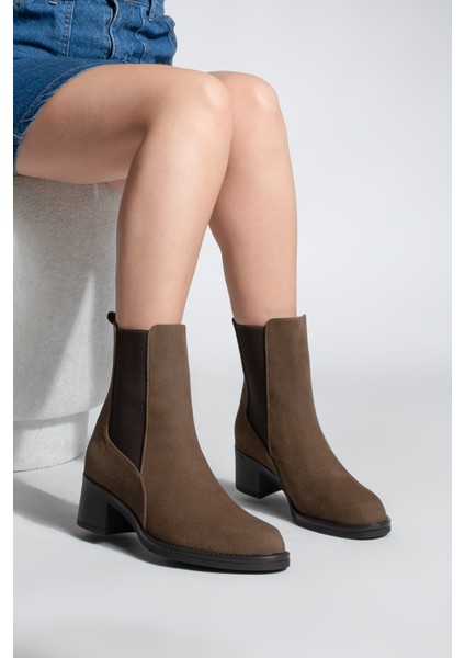Kadın Kalın Topuklu Elastik Yan Bantlı Topuklu Bot Elove fırsatları