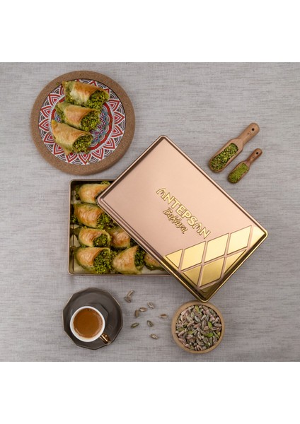 Antep Fıstıklı Şöbiyet Baklava 950 G