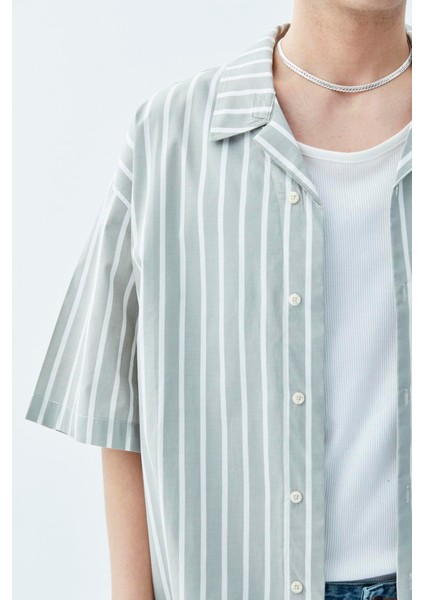 Çizgili Oversize Kısa Kol Gömlek Haki fırsatları