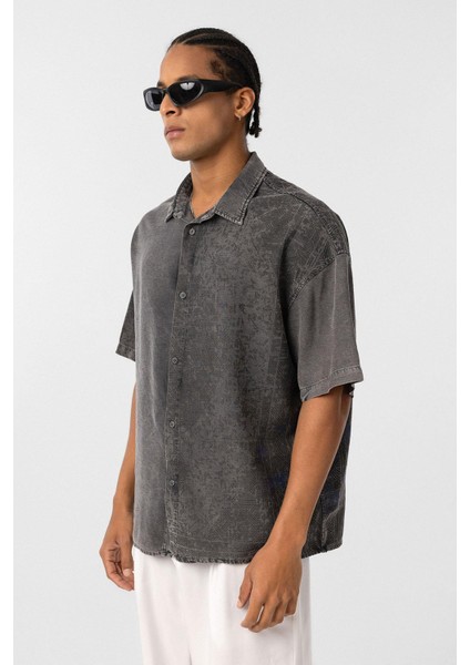 Yıkamalı Oversize Kısa Kol Tensel Gömlek Siyah fırsatları