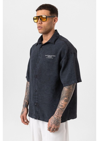 Yıkamalı Oversize Kısa Kol Baskılı Tensel Gömlek Siyah fırsatları