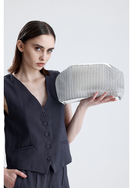 Kadın Beyaz Petek Desenli Şeffaf Clutch El Çantası fiyatları