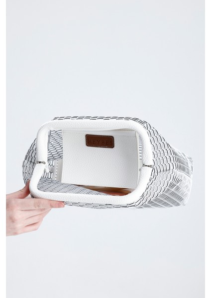 Kadın Beyaz Petek Desenli Şeffaf Clutch El Çantası