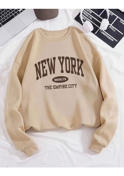 New York Desen Detaylı Bisiklet Yaka Içi Polarlı Sweatshirt