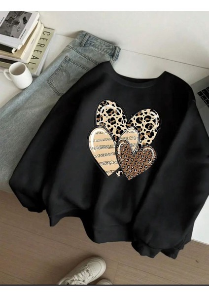 Kalp Desen Detaylı Bisiklet Yaka Içi Polarlı Sweatshirt