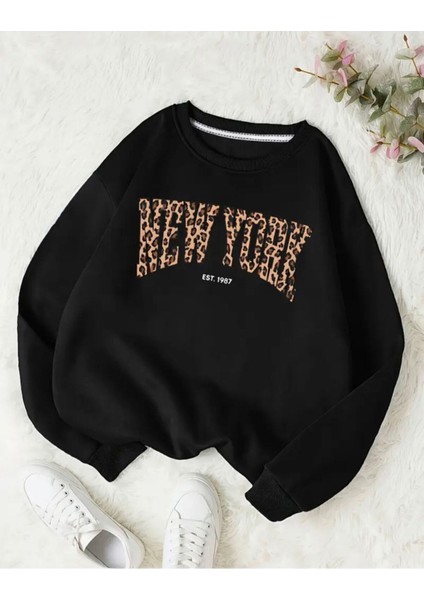New York Desen Detaylı Bisiklet Yaka Içi Polarlı Sweatshirt