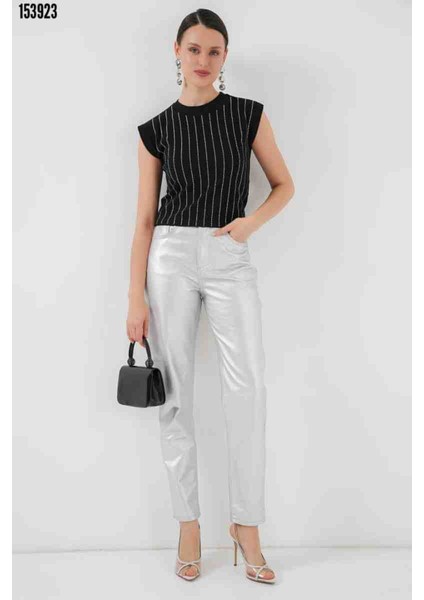 Sıfır Kol Taşlı Bluz-Siyah, Kırmızı Gül Figürlü Kolye Hediye modelleri