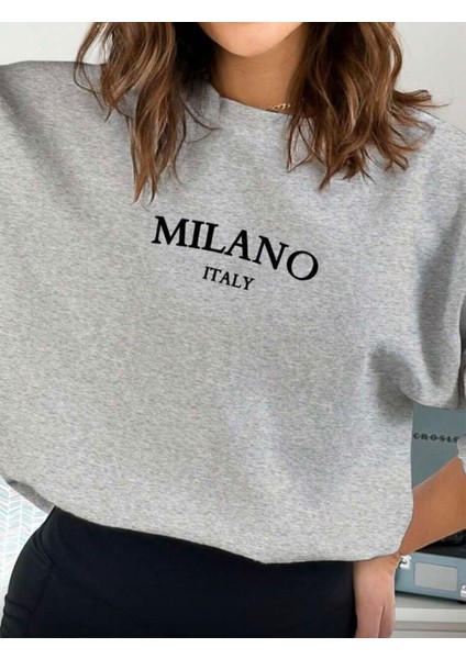 Milano Baskı Detaylı Bisiklet Yaka Içi Polarlı Sweatshirt