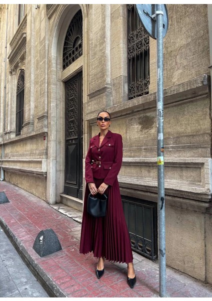 Bordo Kemerli Blazer Ceket ve Pilliseli Takım
