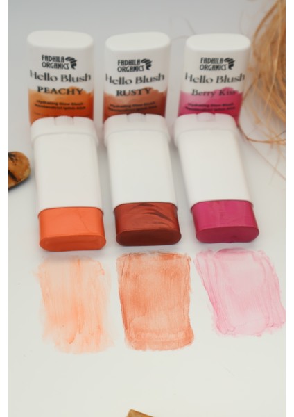3'lü Hello Blush Set Doğal Işıltılı Stick Allık fırsatları