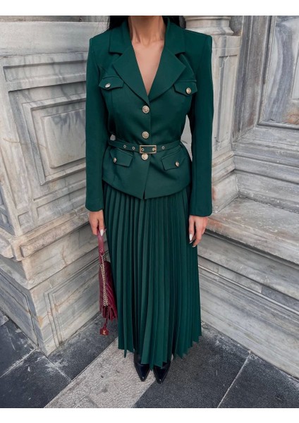 Yeşil Kemerli Blazer Ceket ve Piliseli Etek Takım indirimleri